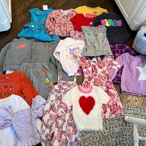 Girls 6/7 bundle - 18 pieces